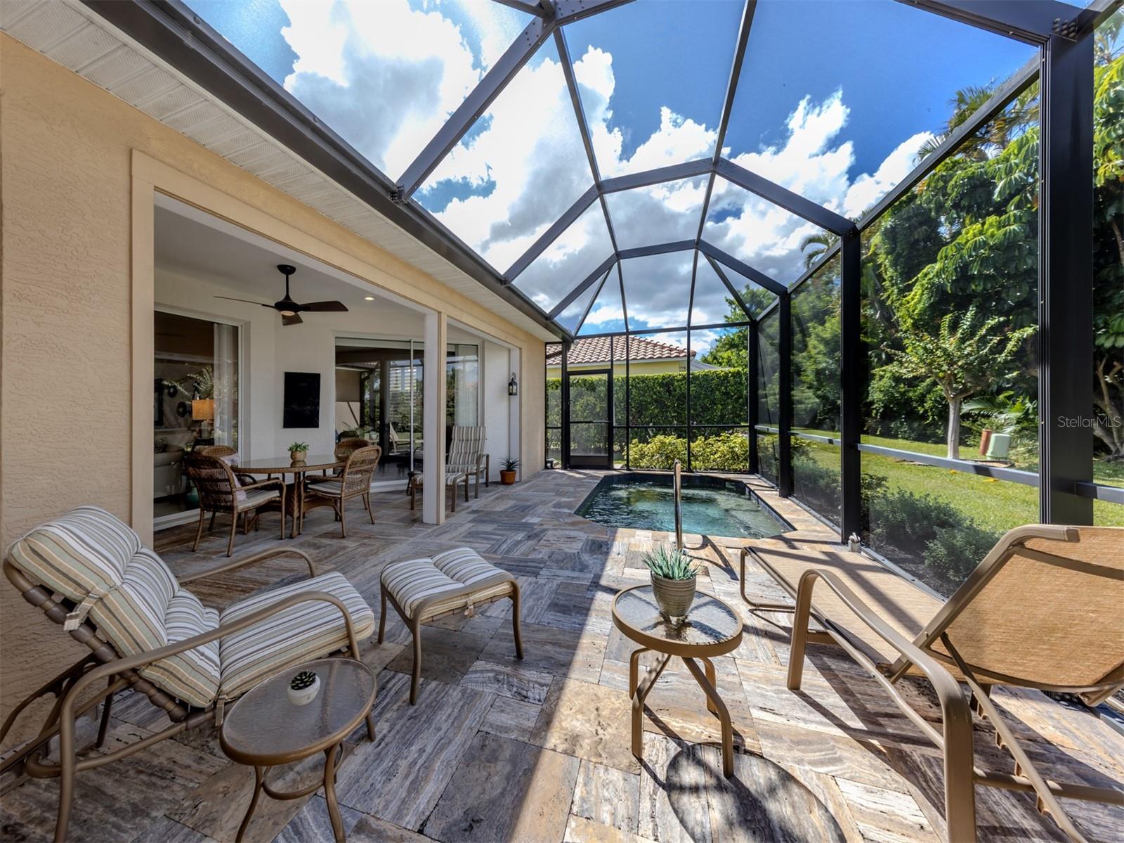 STONECASTLE AT SOUTHWOOD PH 01 - Residential