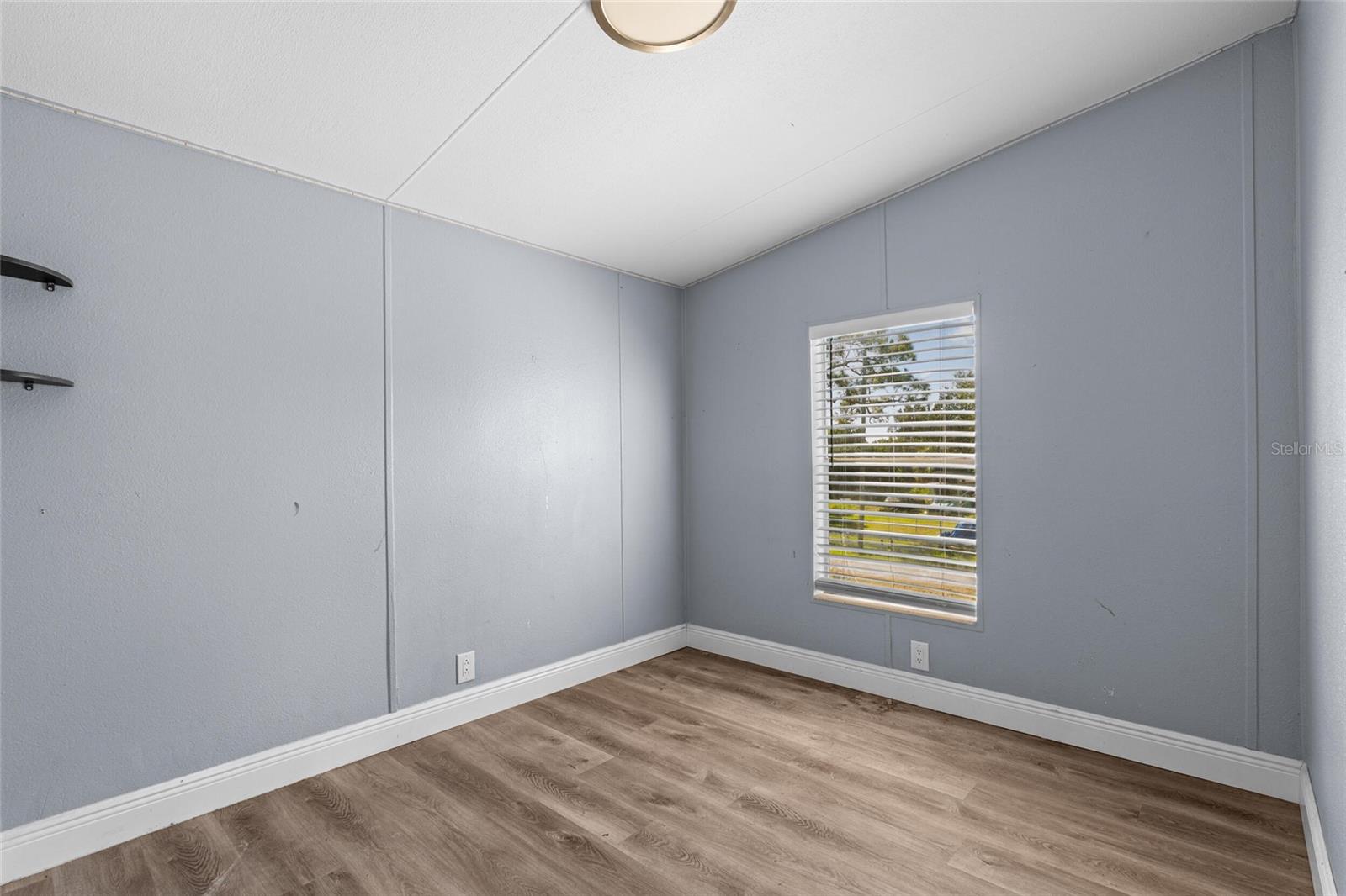 WATERWAY SHORES - Residential