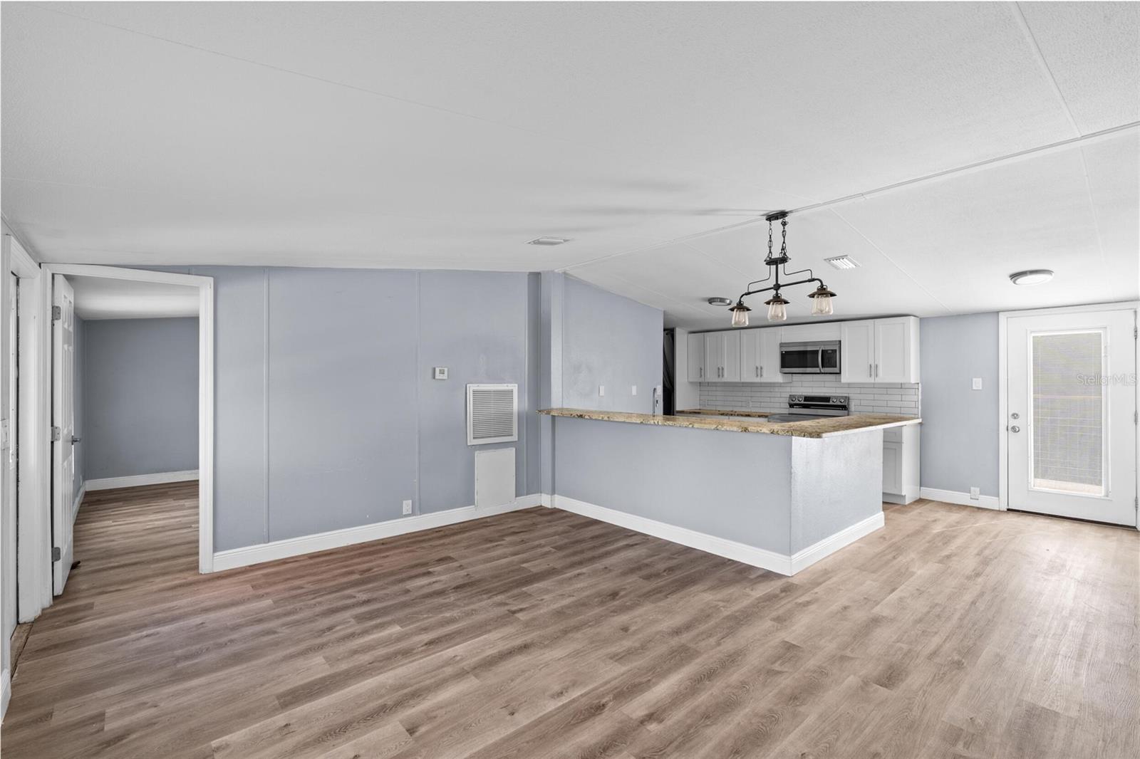 WATERWAY SHORES - Residential