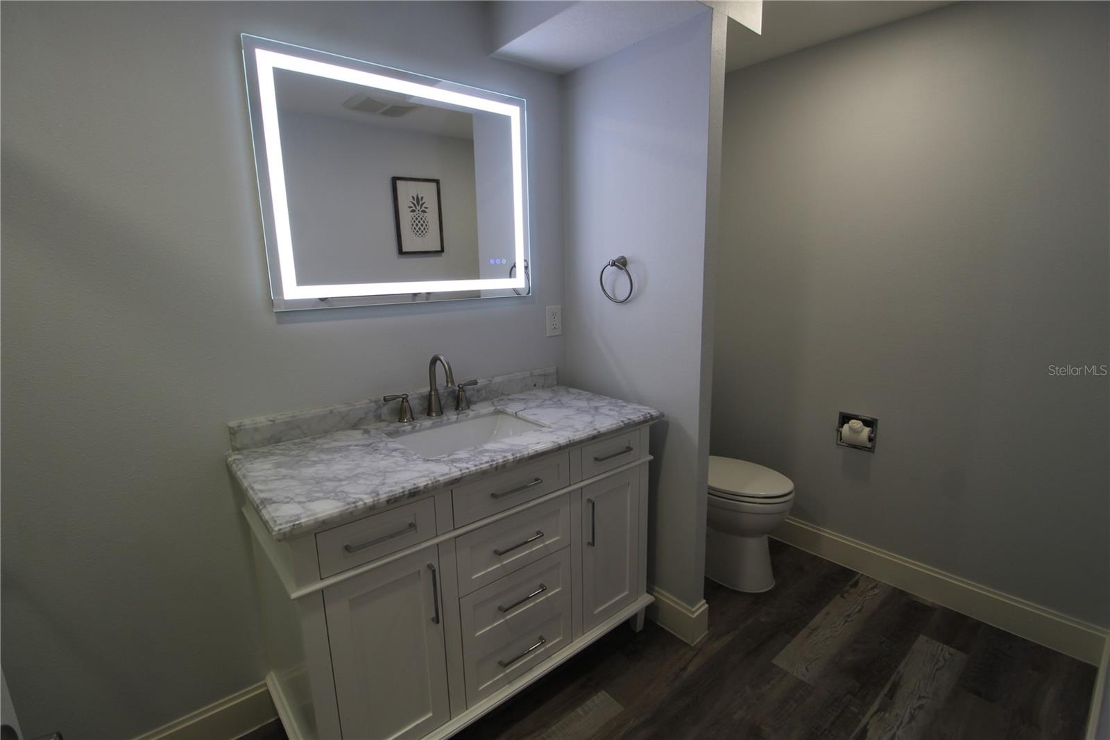 NORTHGATE CENTER - Commercial Lease