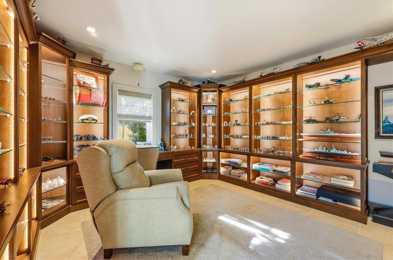 CASEY KEY - Residential