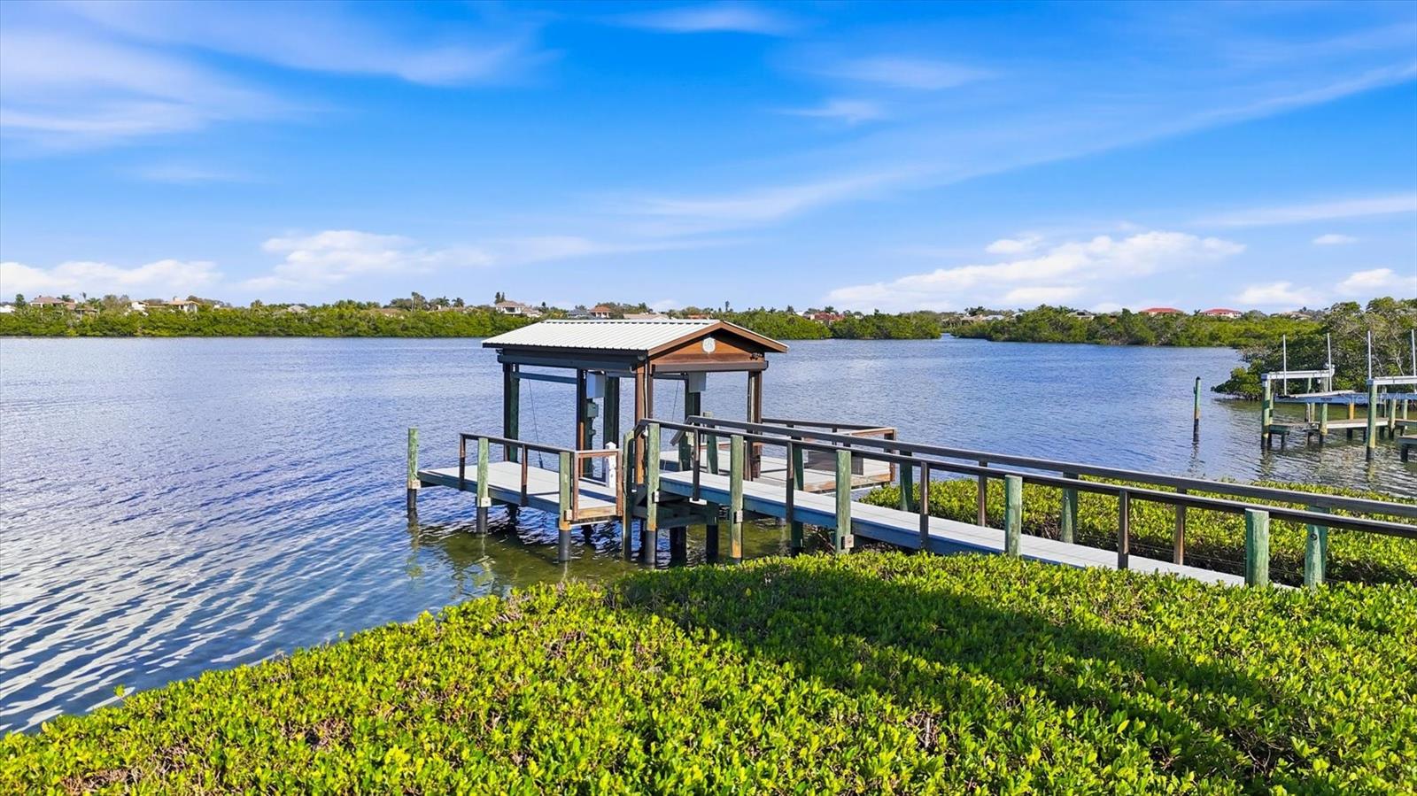 CASEY KEY - Residential