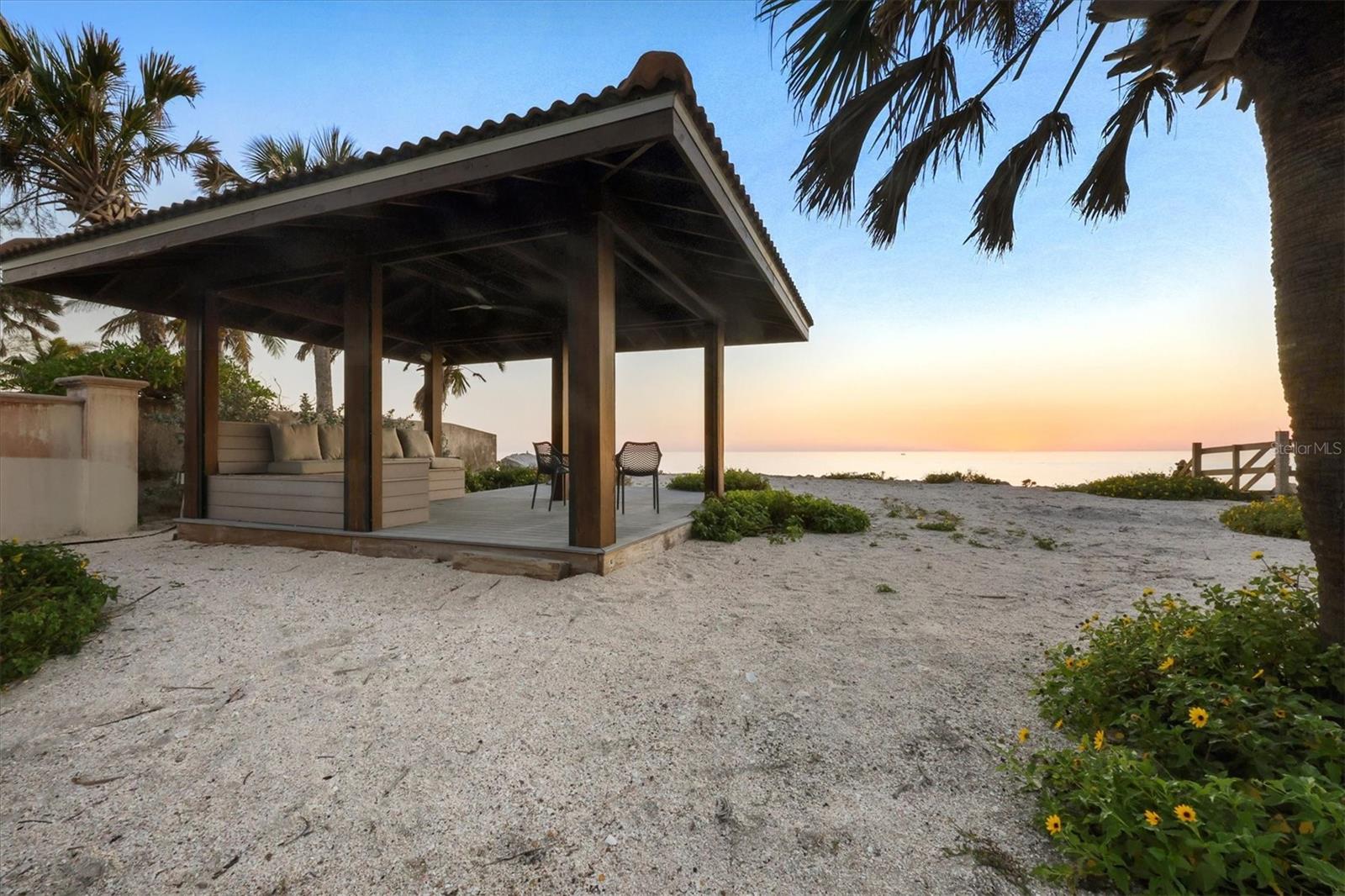 CASEY KEY - Residential