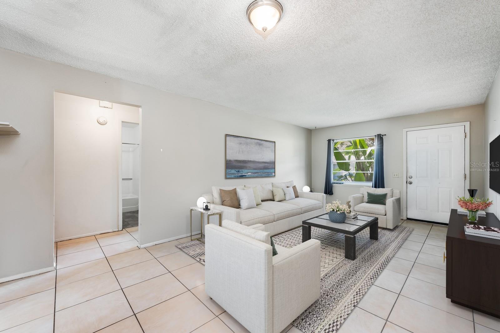 5649/5651 STRUTHERS COURT