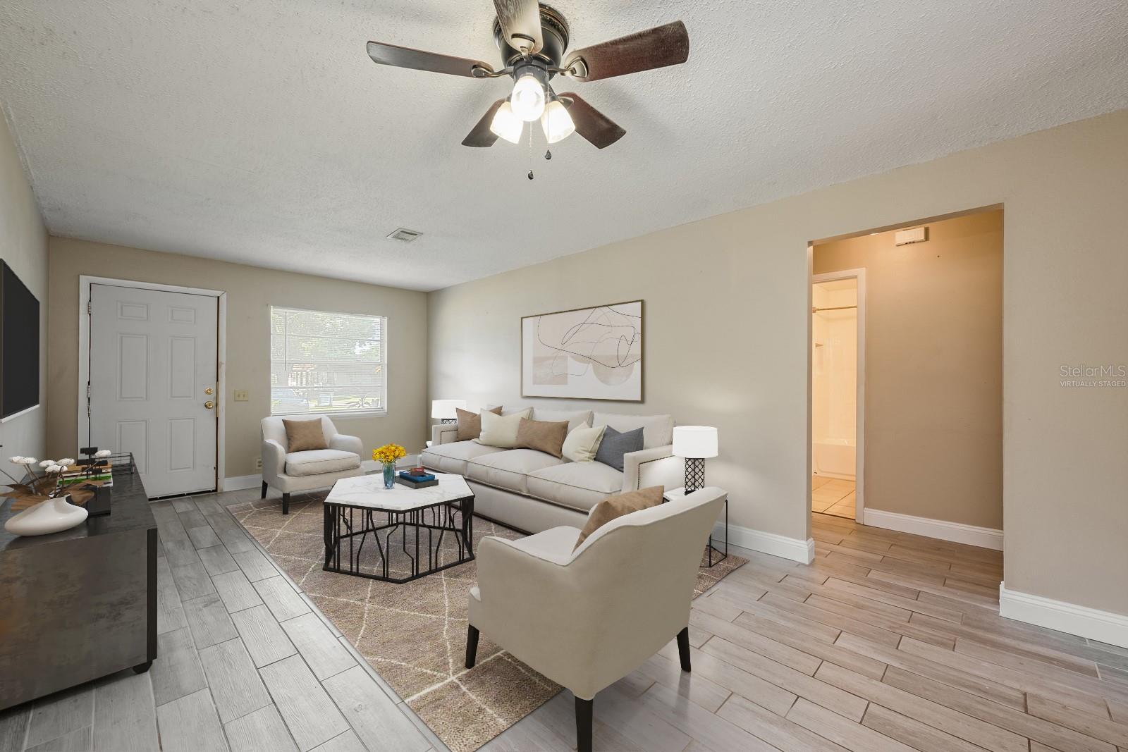 LAKE FOX SHORES - Residential Income