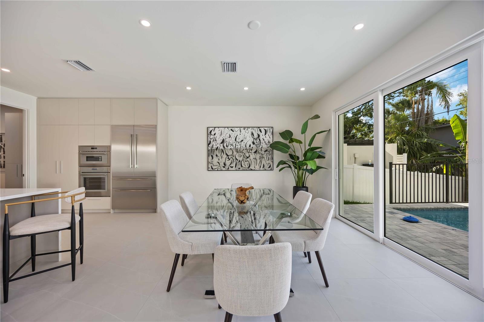 RUSTIC LODGE - Residential