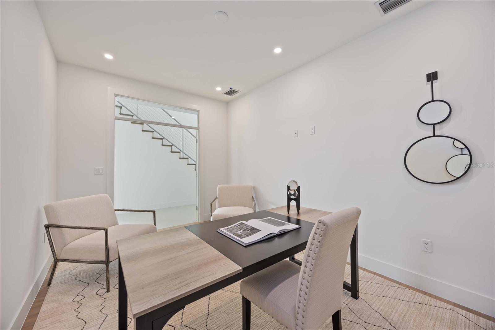 RUSTIC LODGE - Residential