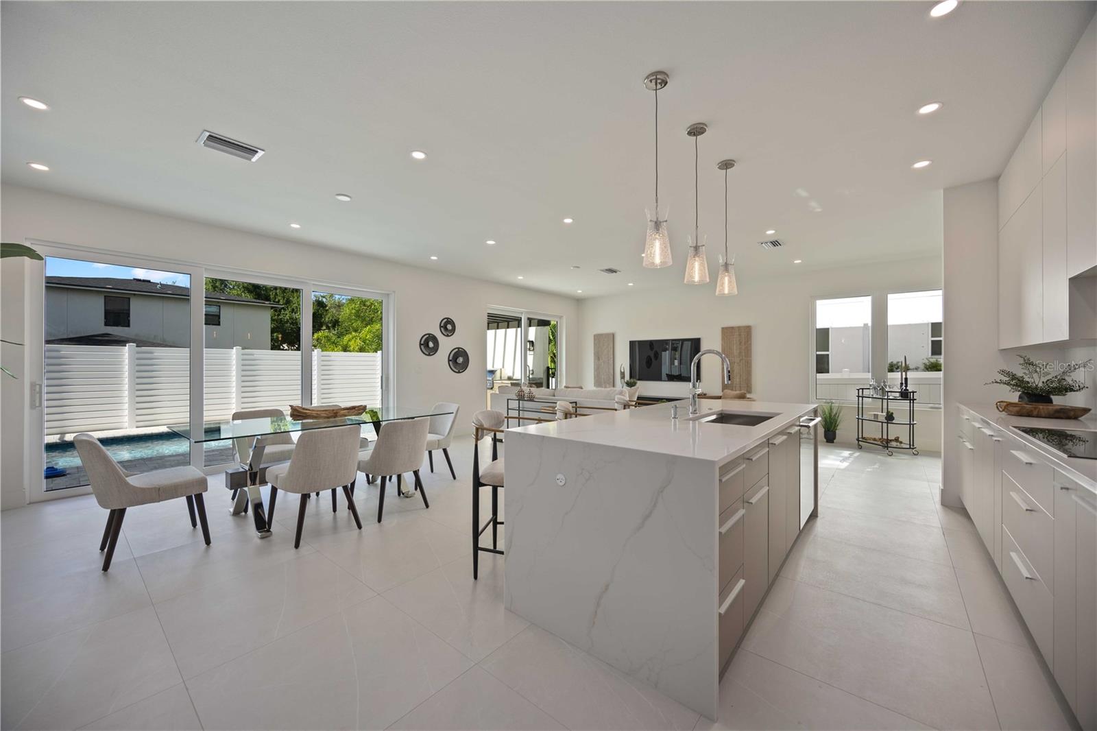 RUSTIC LODGE - Residential