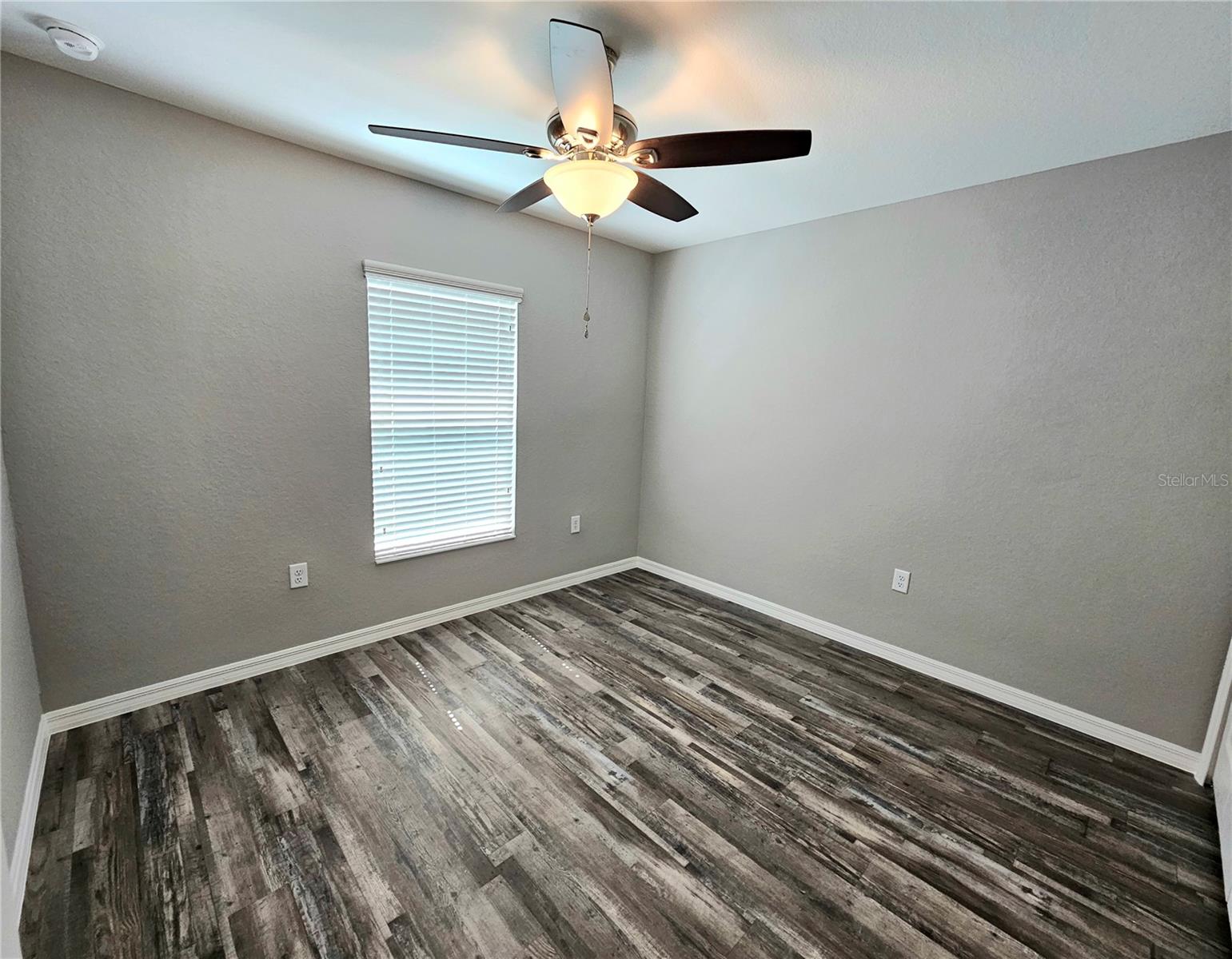 MARION OAKS UN TEN - Residential Lease