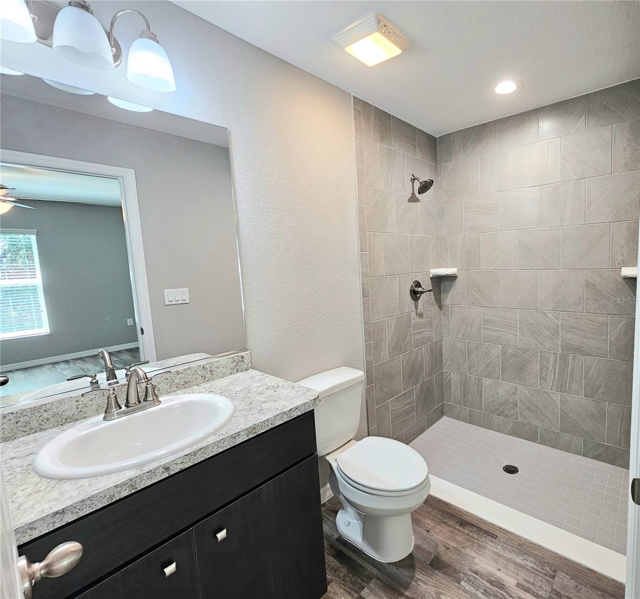 MARION OAKS UN TEN - Residential Lease