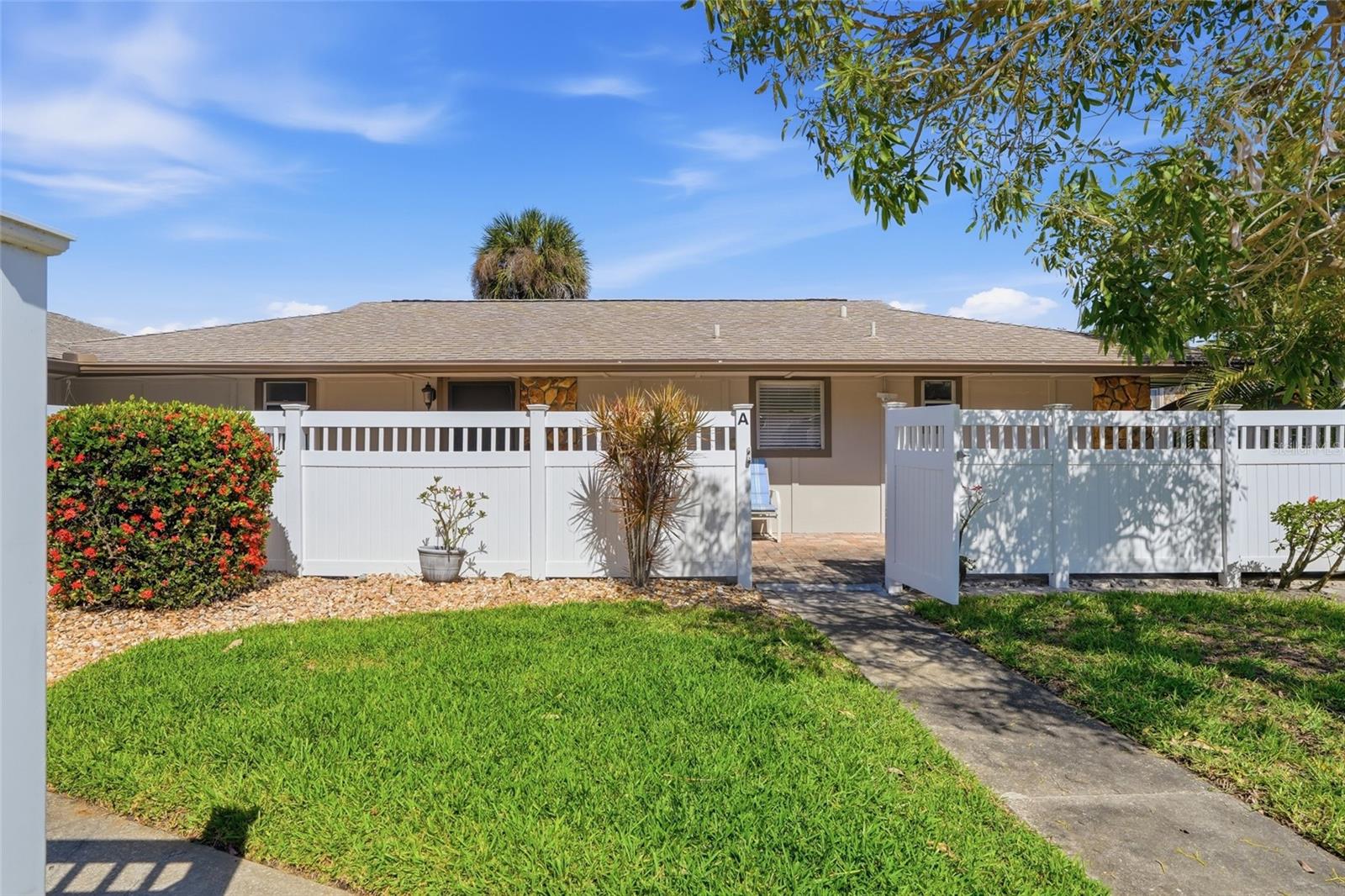 CALOOSA BAYVIEW CONDO PH A - Residential