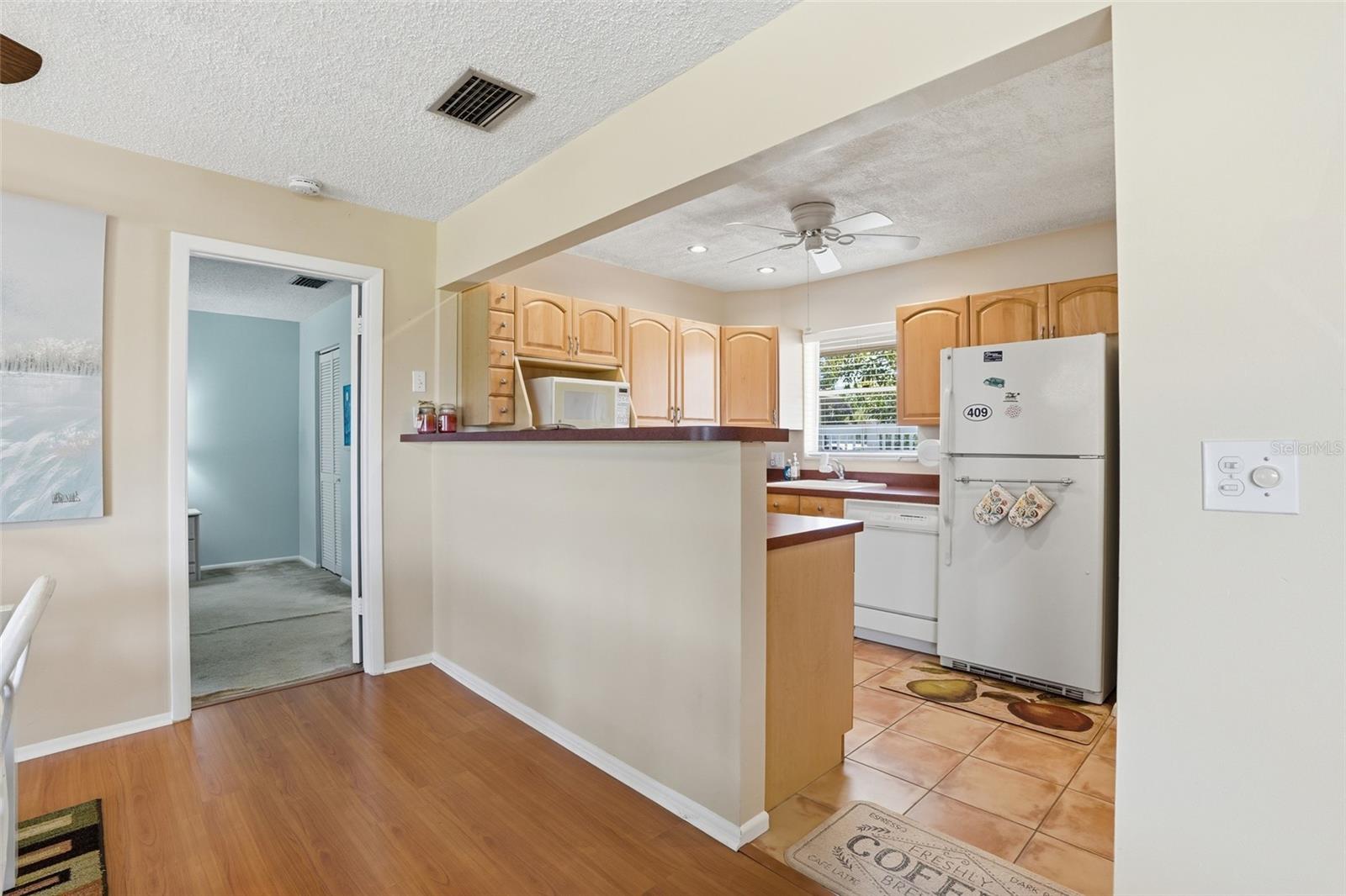 CALOOSA BAYVIEW CONDO PH A - Residential