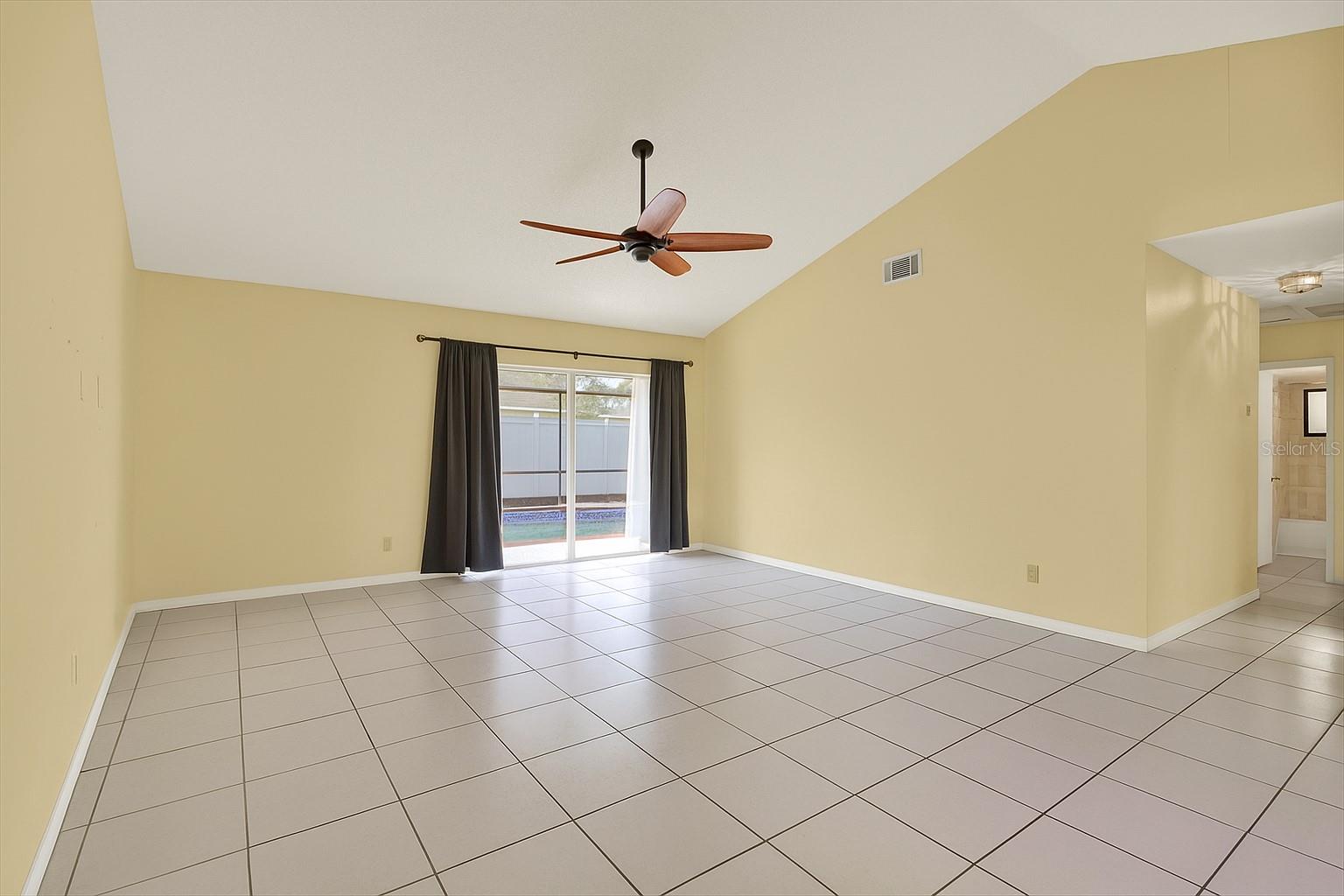 STONEHEDGE - Residential