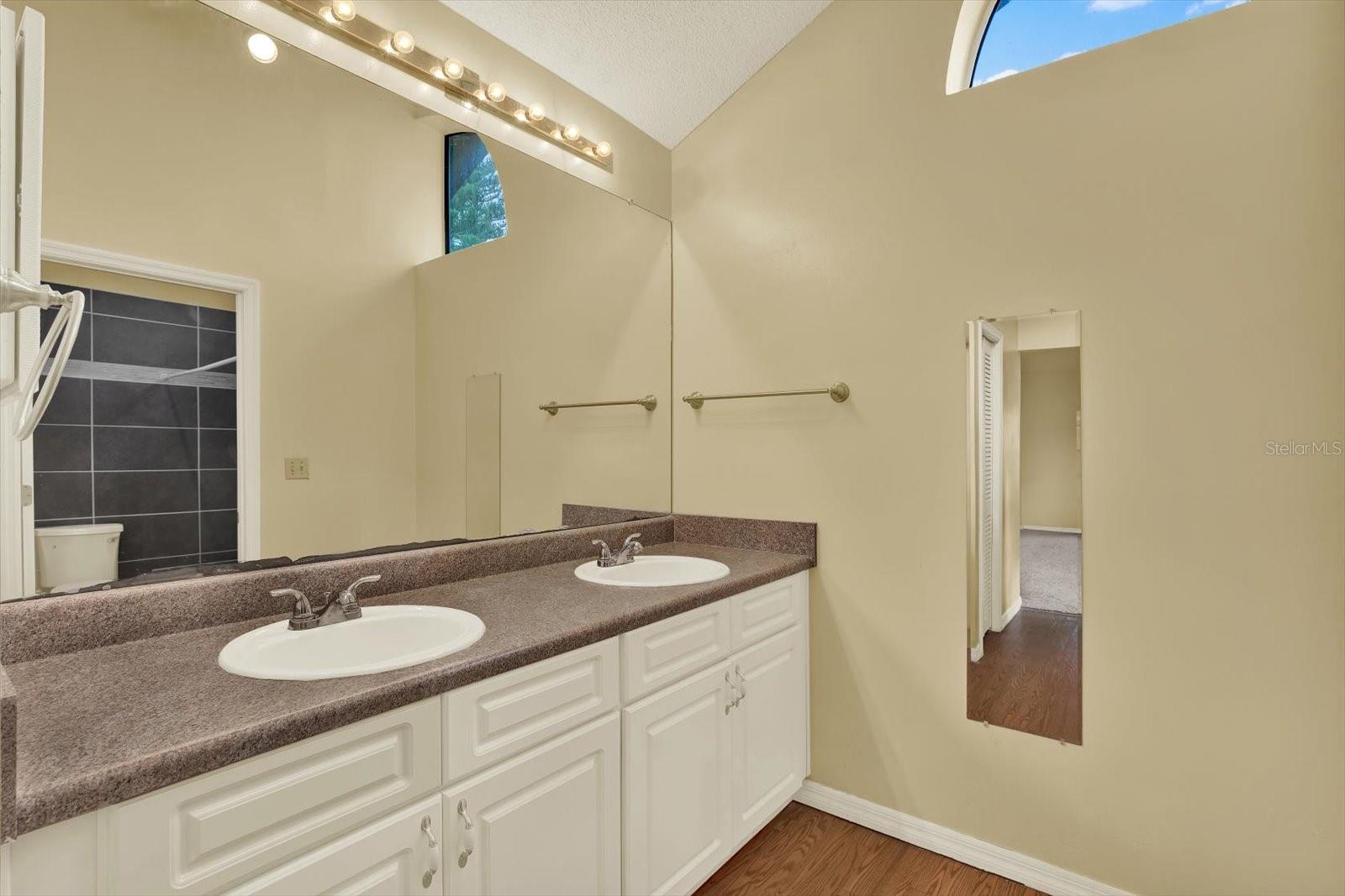 STONEHEDGE - Residential