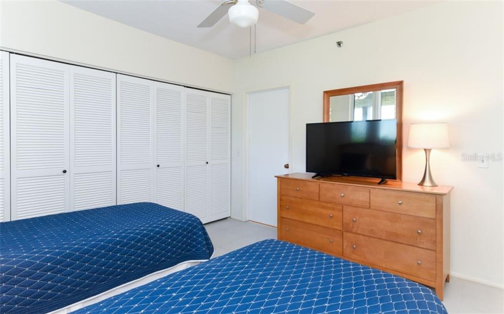 BEACHPLACE I - Residential Lease