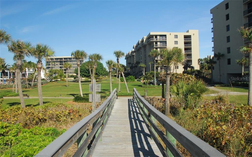 BEACHPLACE I - Residential Lease