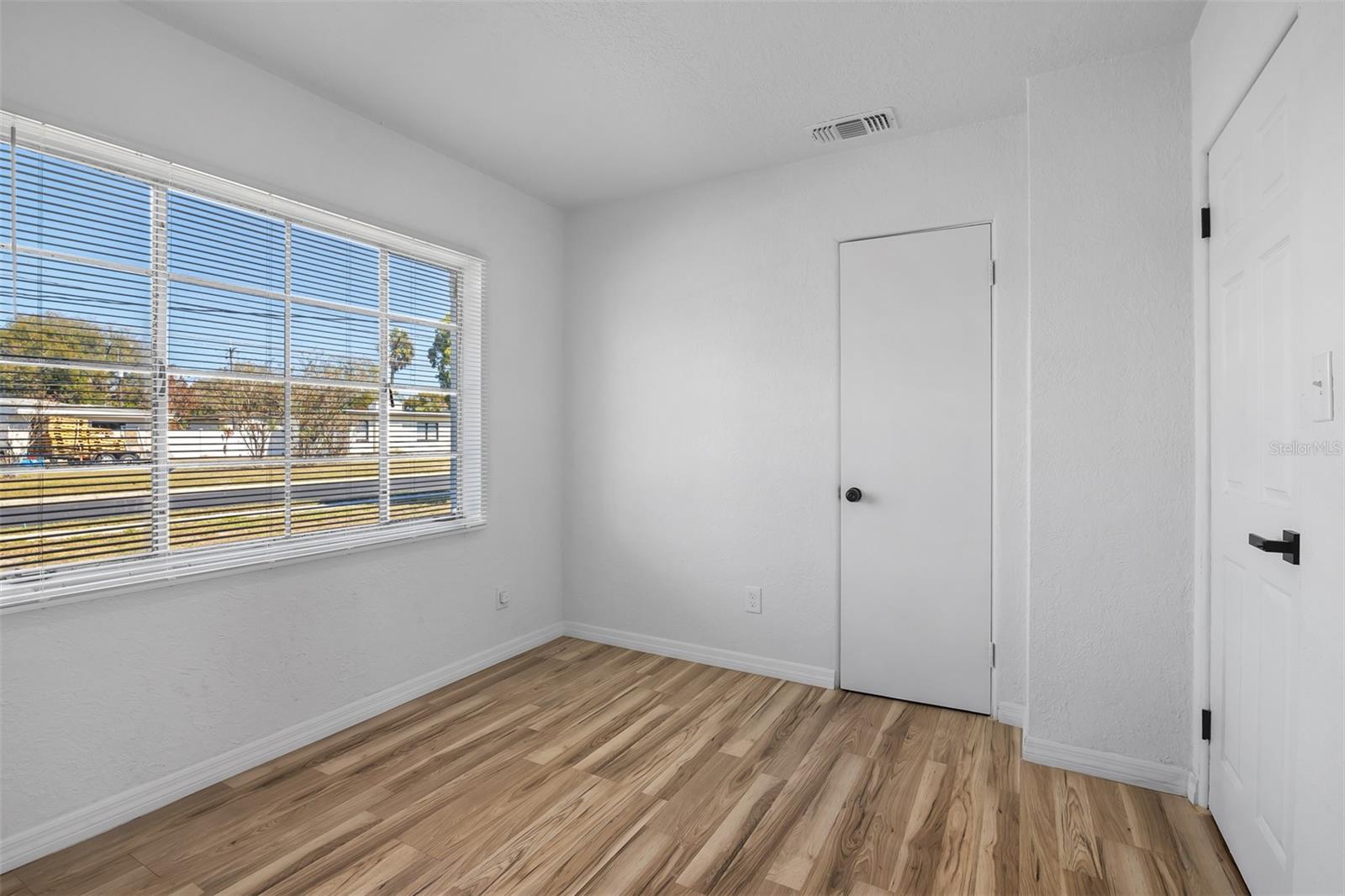 AZALEA PARK SEC 03 - Residential