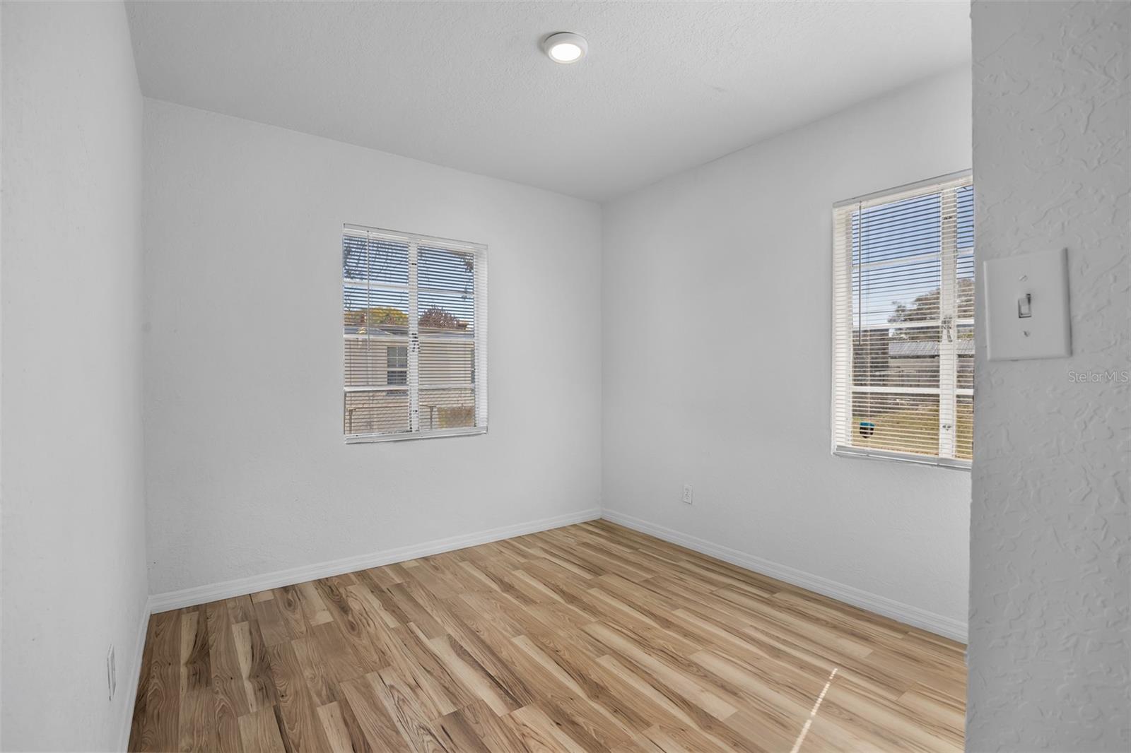 AZALEA PARK SEC 03 - Residential