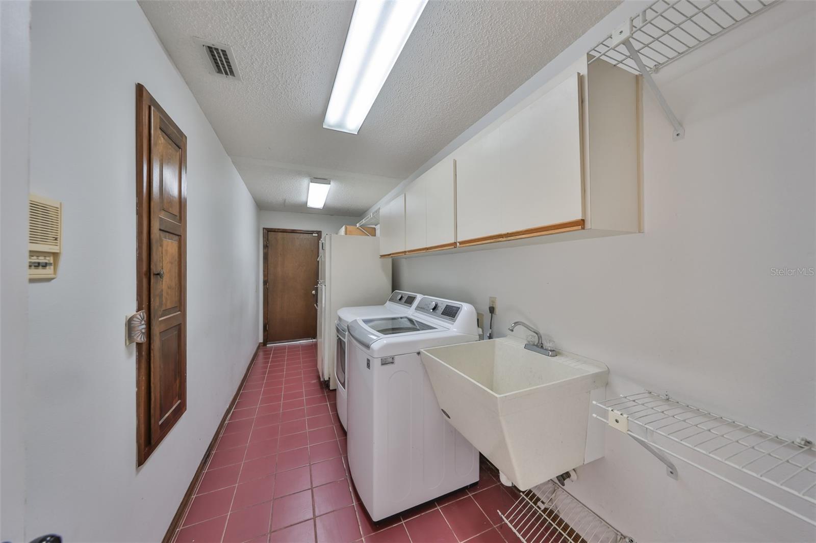 WALDEN LAKE UNIT 11 B - Residential