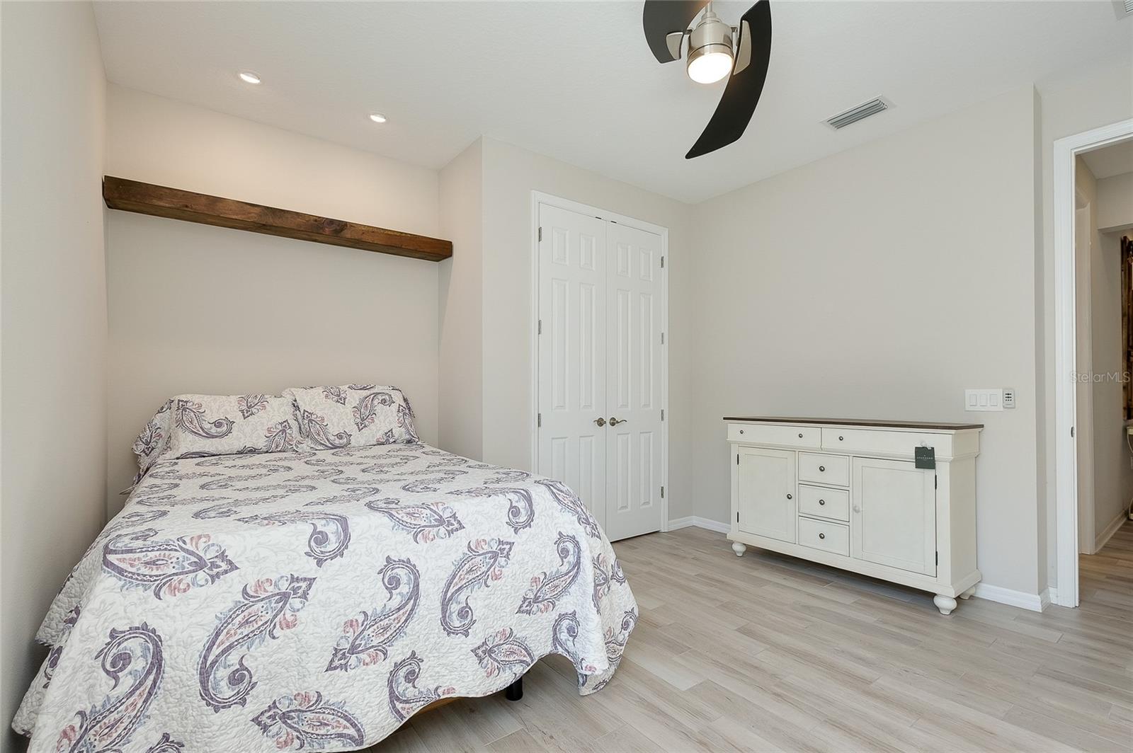 OASIS/WEST VLGS PH 1 - Residential