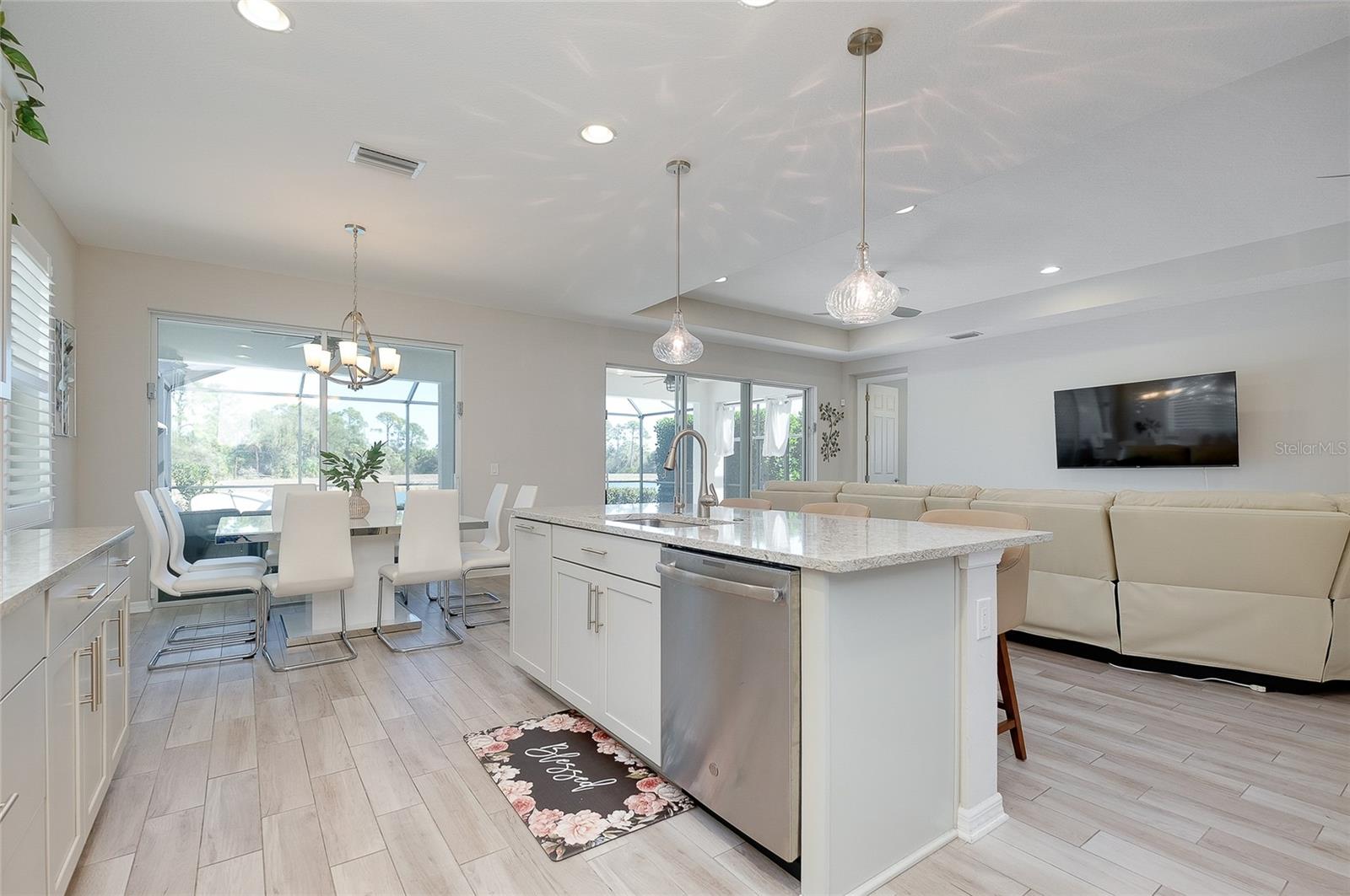 OASIS/WEST VLGS PH 1 - Residential