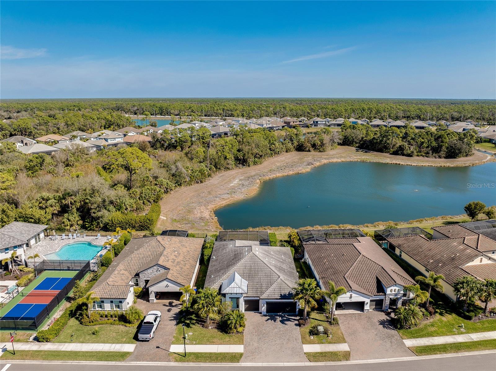 OASIS/WEST VLGS PH 1 - Residential