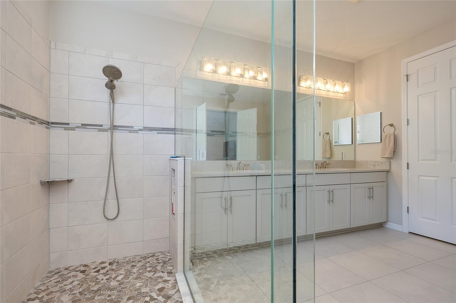 OASIS/WEST VLGS PH 1 - Residential