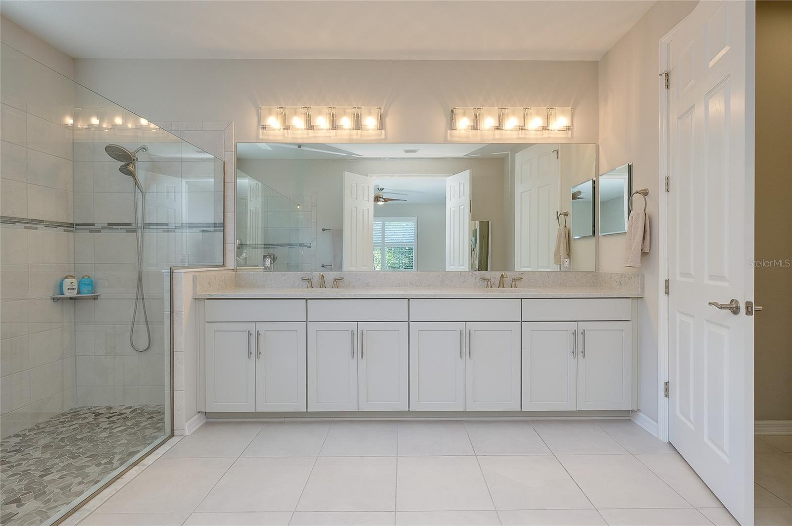 OASIS/WEST VLGS PH 1 - Residential