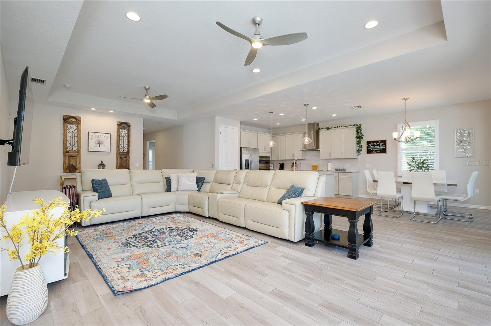 11472 MONTSERRAT DRIVE