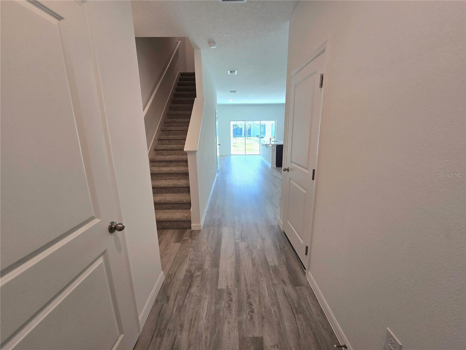 737 MAPLE OAK DRIVE