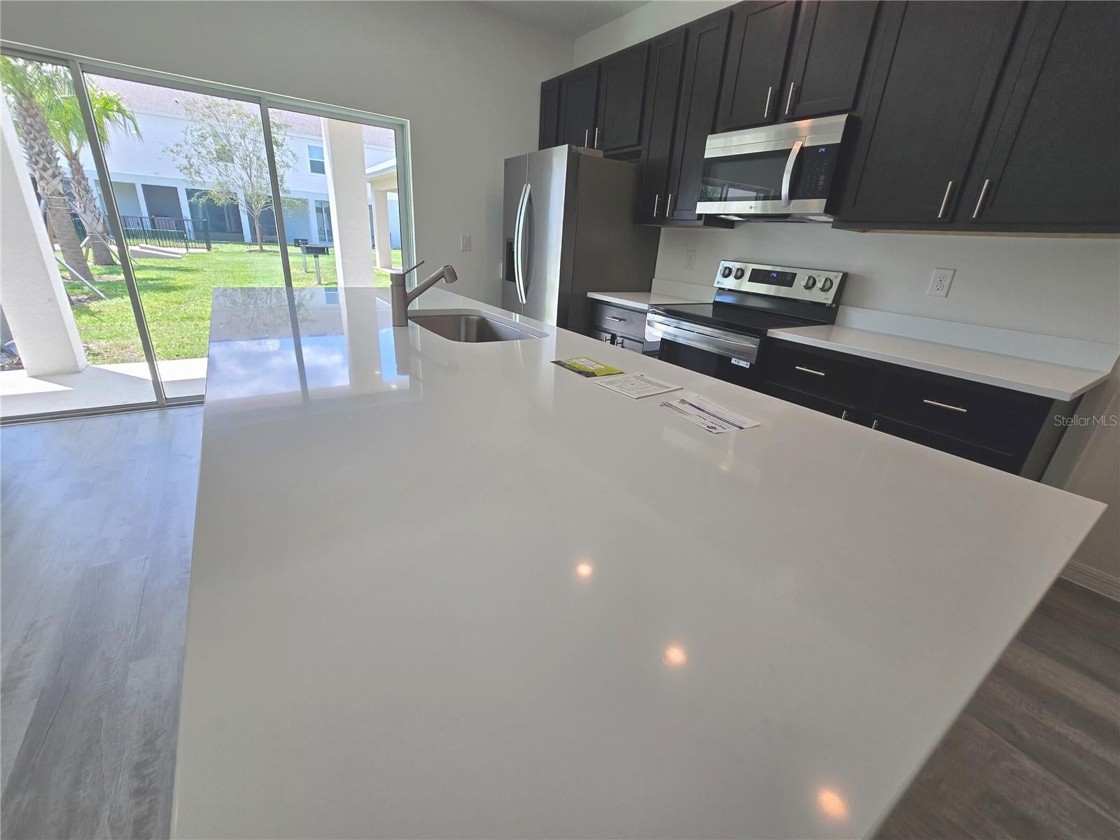 737 MAPLE OAK DRIVE