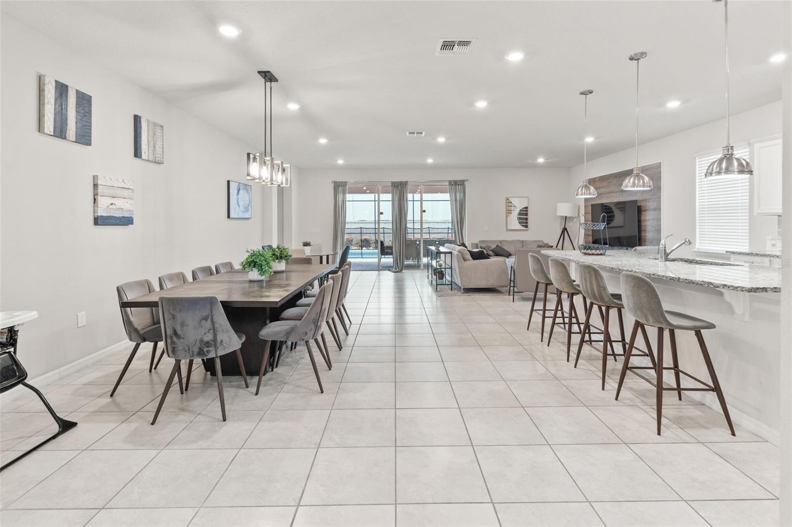 2070 LELANI CIRCLE