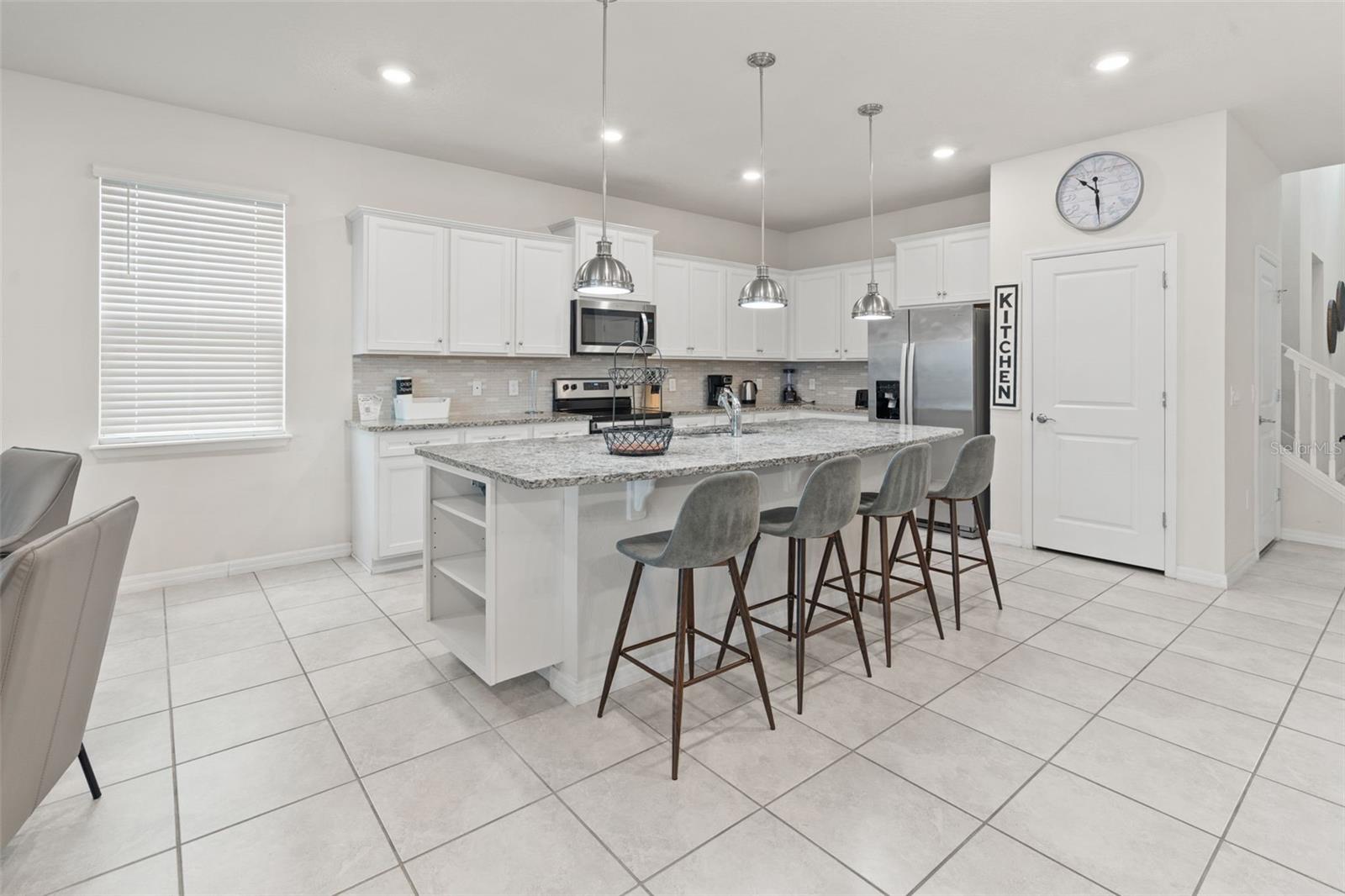 2070 LELANI CIRCLE