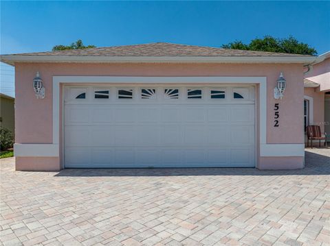 A home in LAKELAND