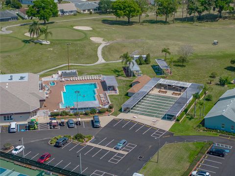 A home in LAKELAND