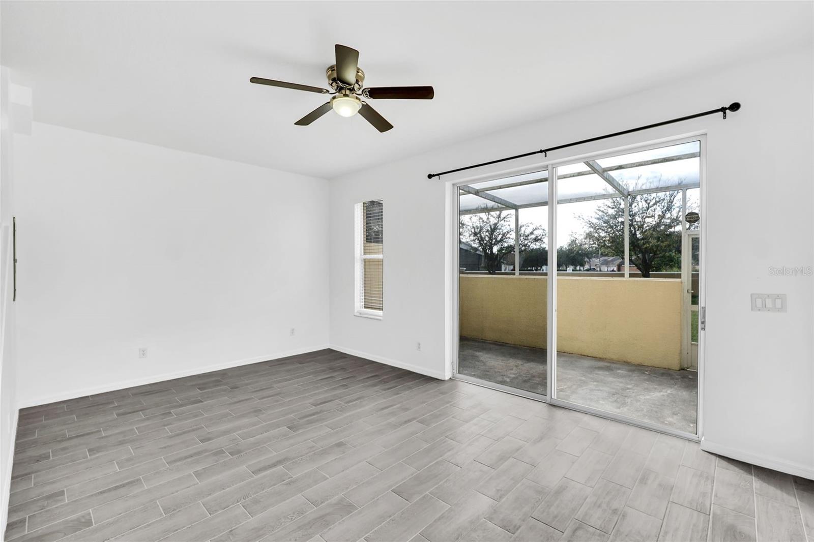 FIESTA KEY PH 1B - Residential Lease