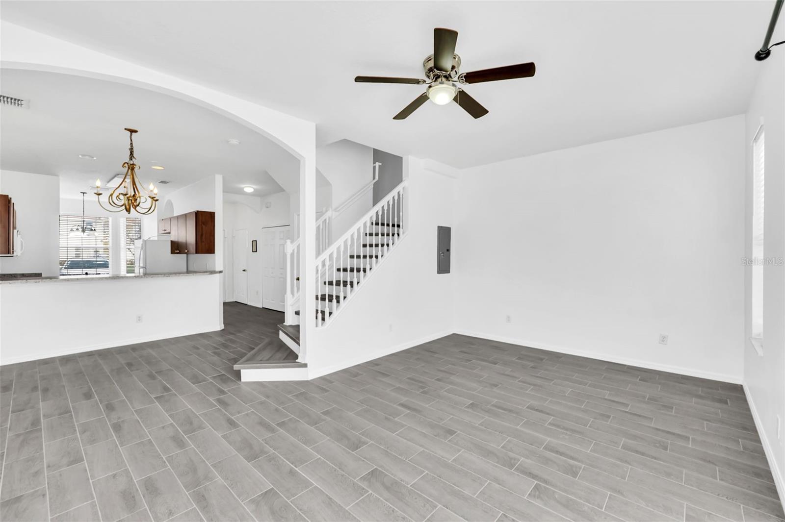 FIESTA KEY PH 1B - Residential Lease