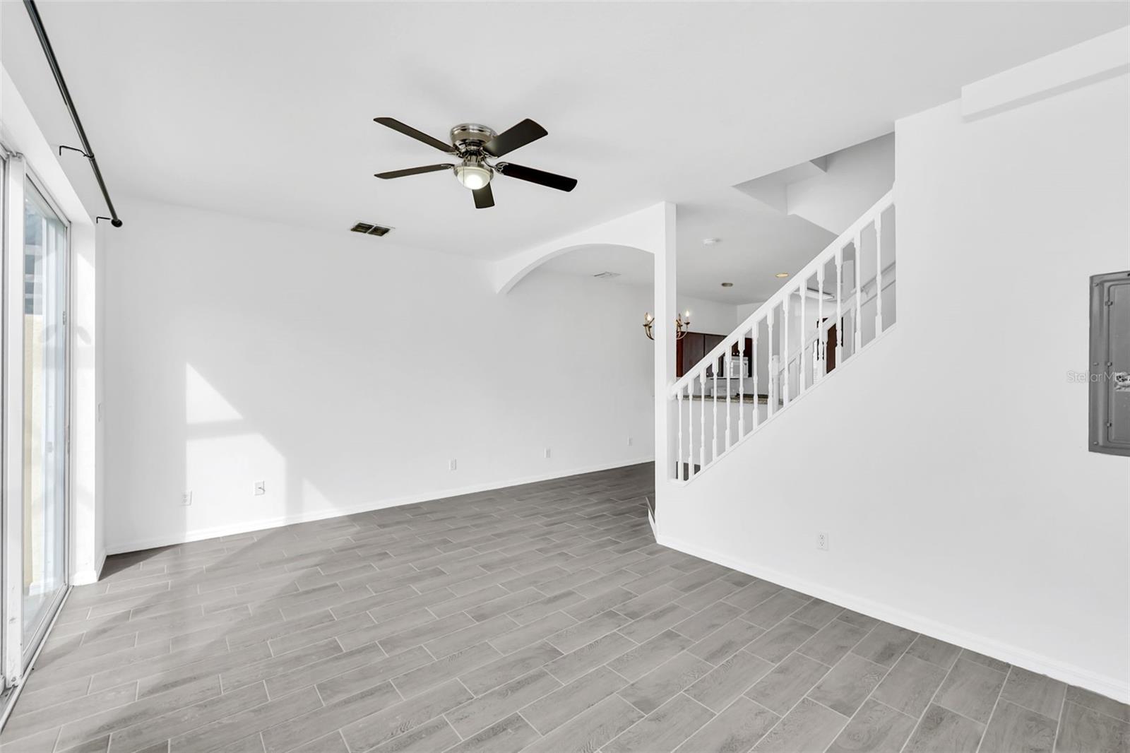 FIESTA KEY PH 1B - Residential Lease