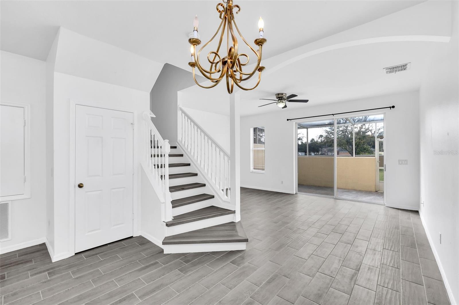 FIESTA KEY PH 1B - Residential Lease