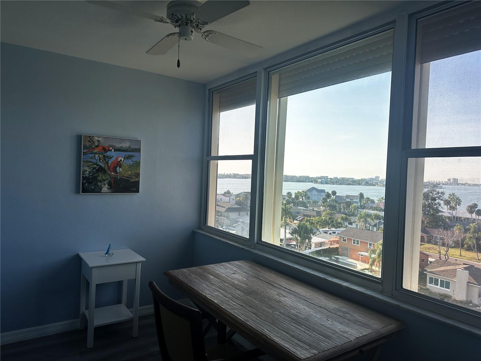 COLUMBIA TOWERS - Residential