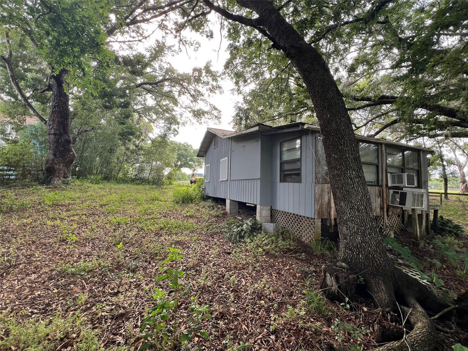 43006 STATE ROAD 19
