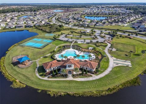 A home in WIMAUMA