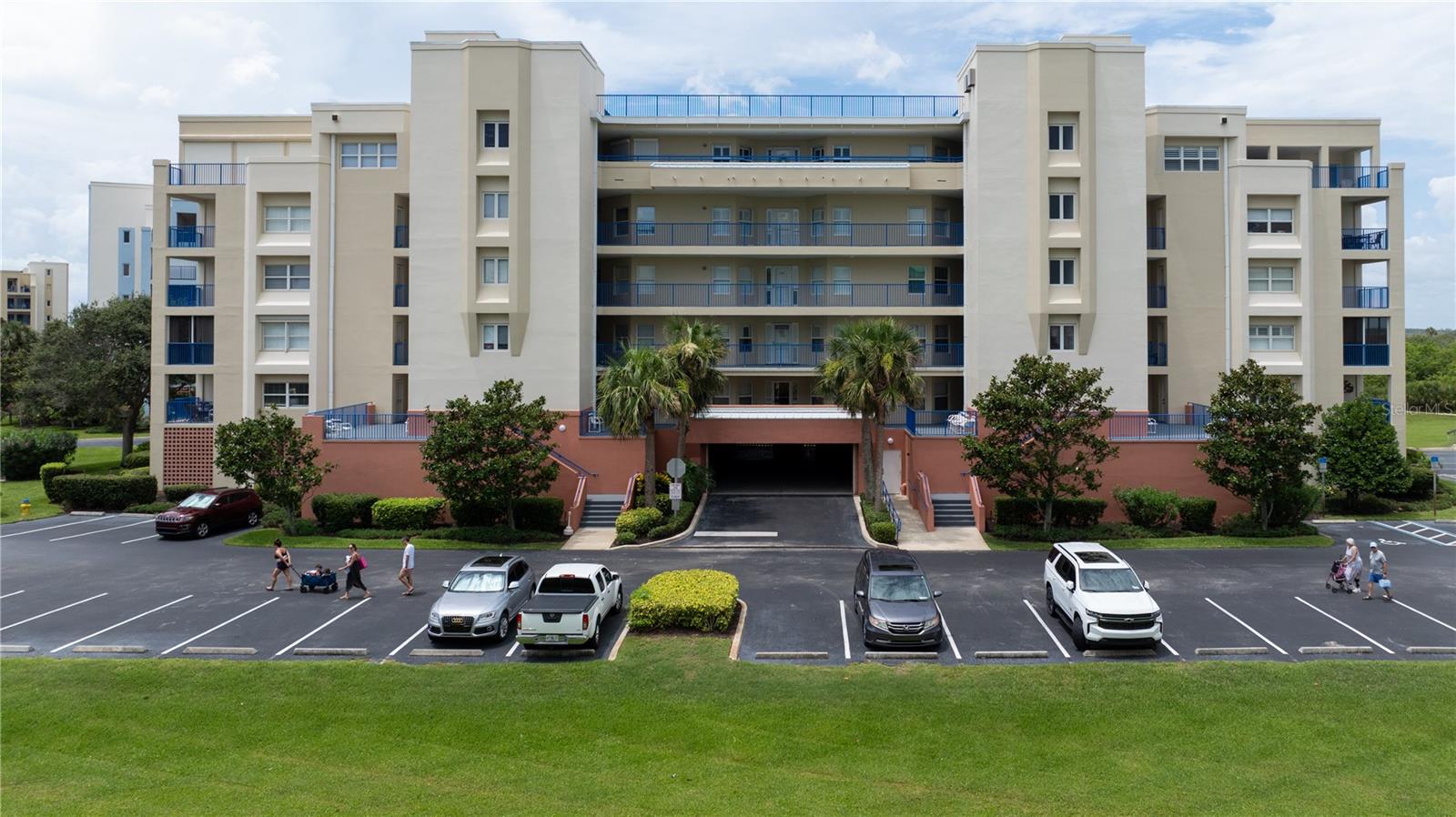 5300 S ATLANTIC AVENUE 6-402