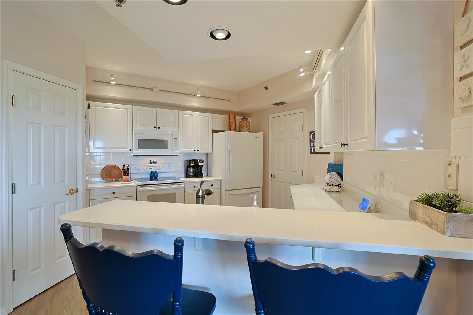 OCEAN WALK CONDO AT NSB BLDG 06 - Residential