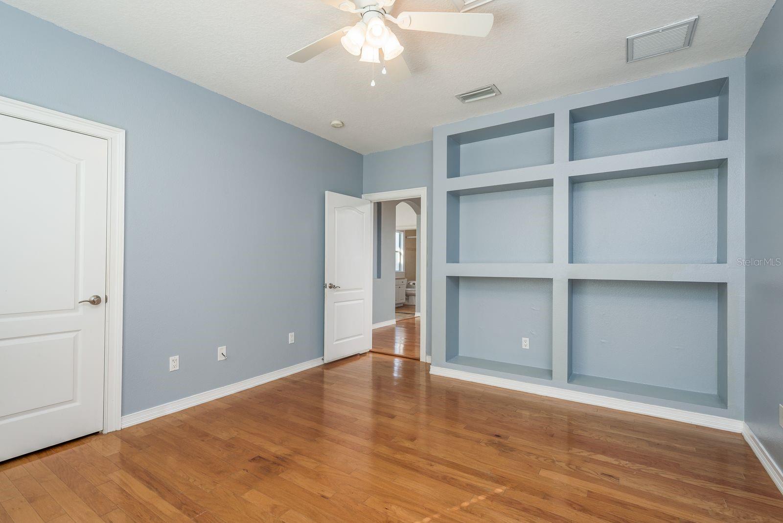 OAK RIDGE - Residential