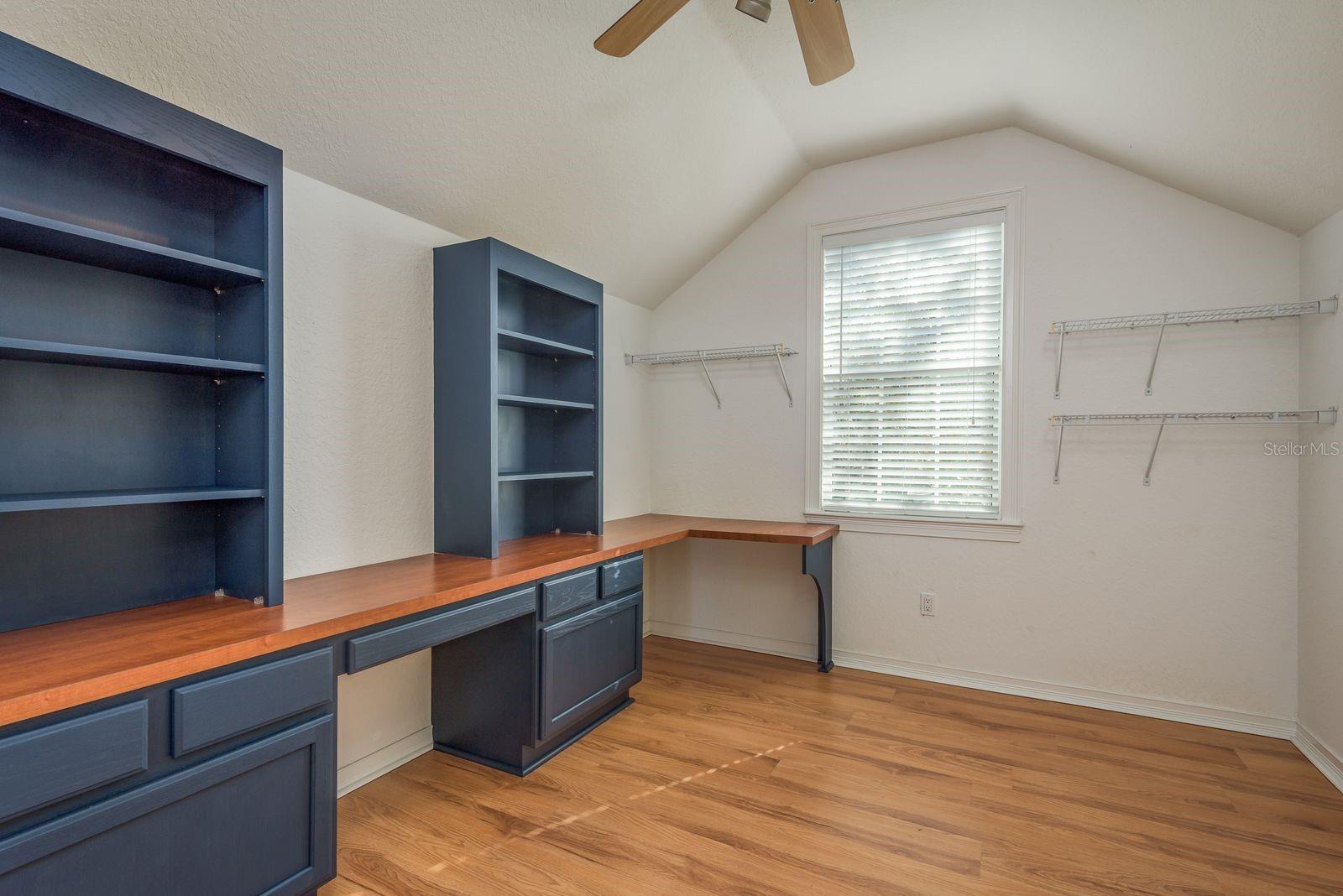 OAK RIDGE - Residential