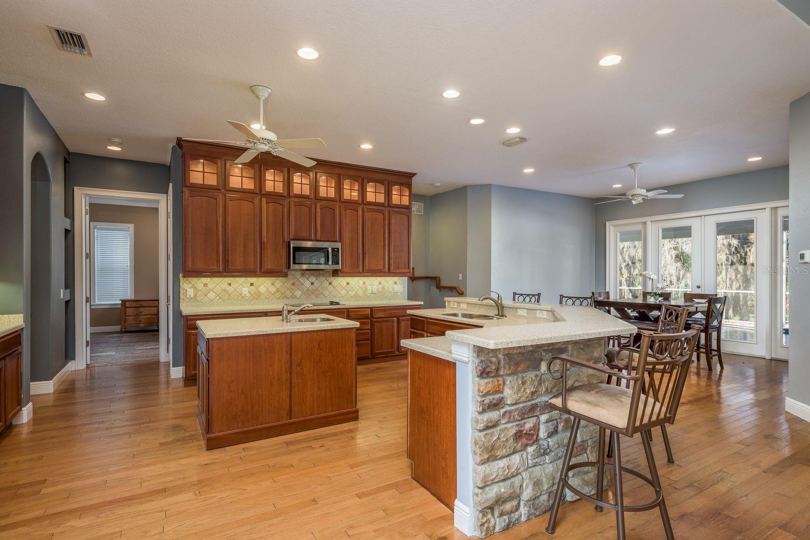 OAK RIDGE - Residential