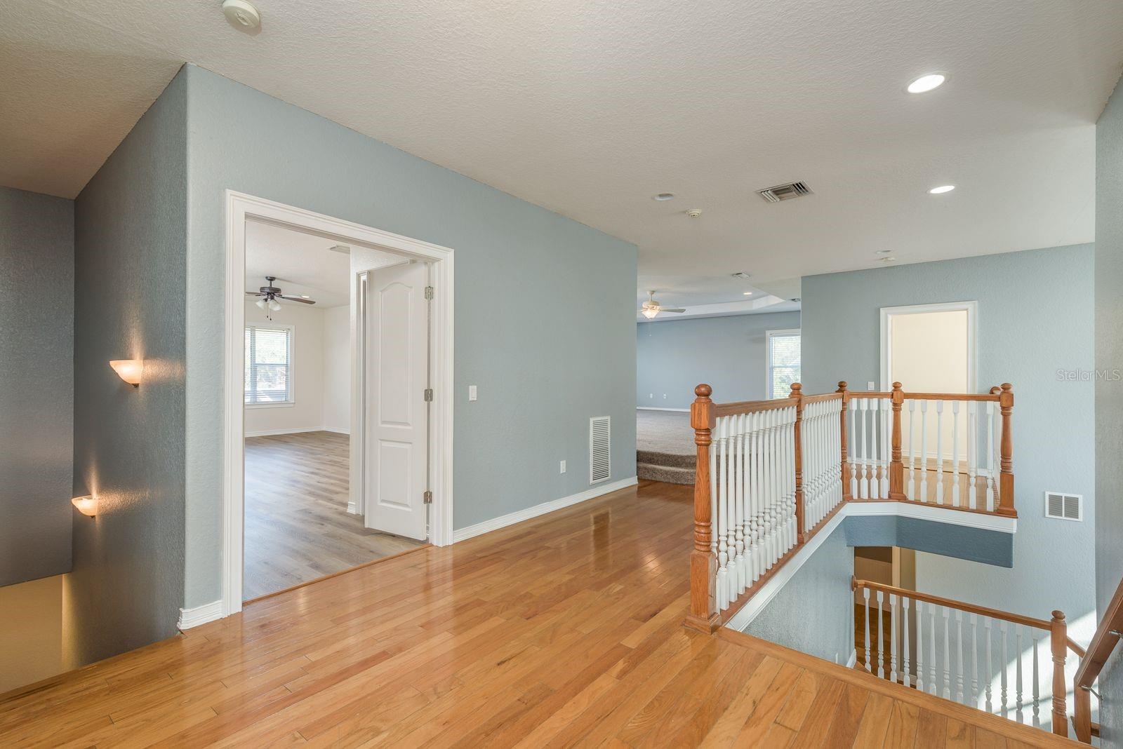 OAK RIDGE - Residential