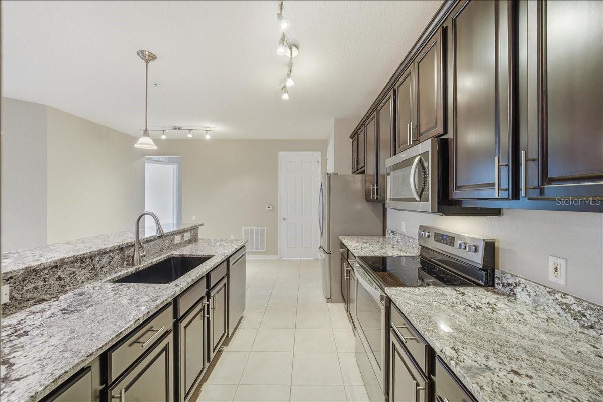 MONTEREY AT LAKE SEMINOLE CONDO - Residential