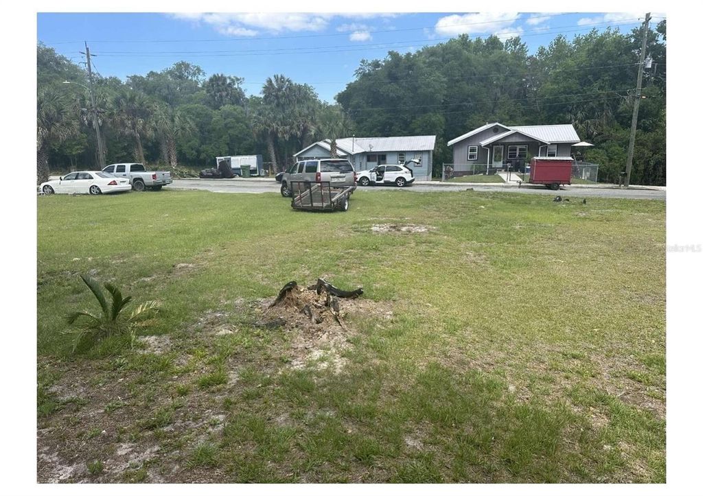 Photo of 1206 S 12th Street, Palatka, FL 32177 (MLS # O6399611)